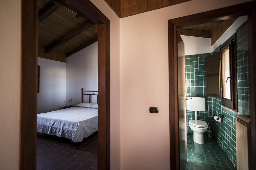 Agriturismo Il Giriatello Crotone Eksteriør billede