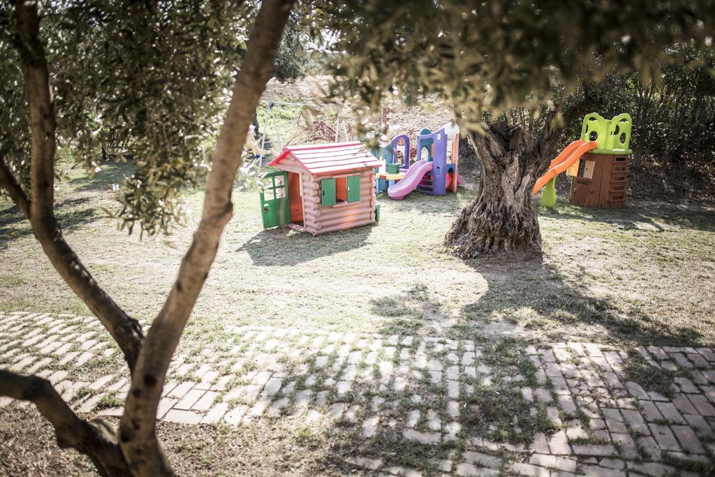 Agriturismo Il Giriatello Crotone Eksteriør billede
