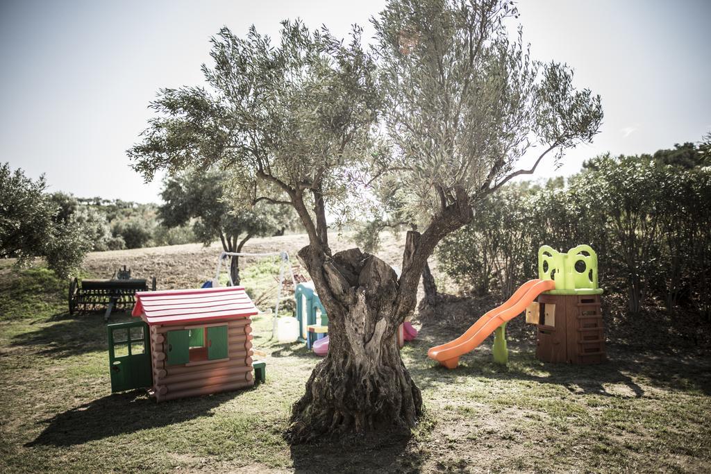 Agriturismo Il Giriatello Crotone Eksteriør billede
