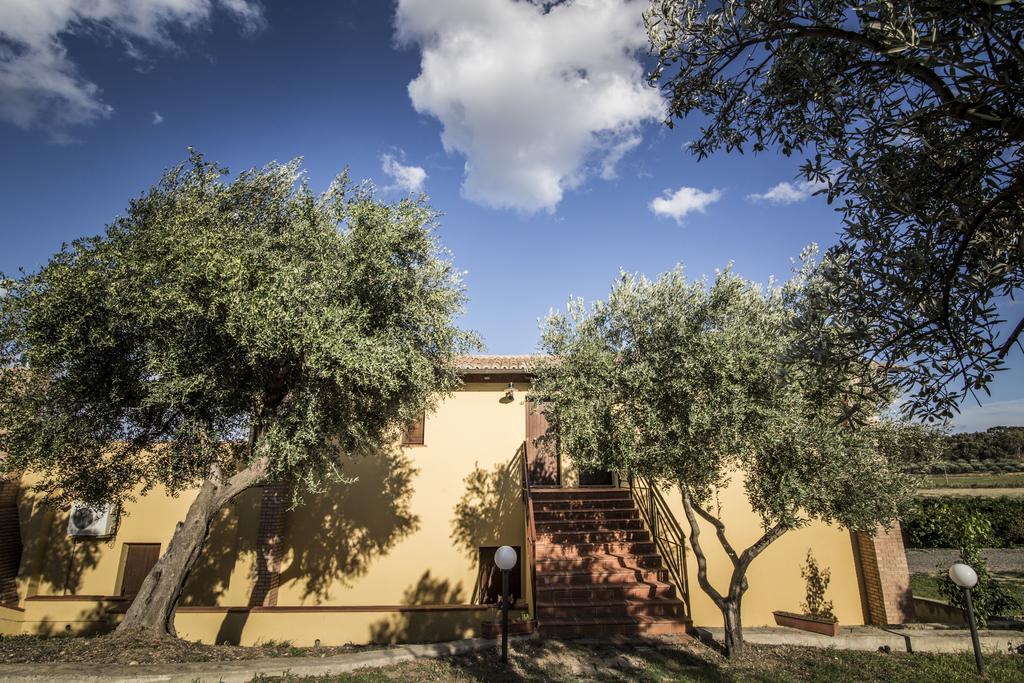 Agriturismo Il Giriatello Crotone Eksteriør billede
