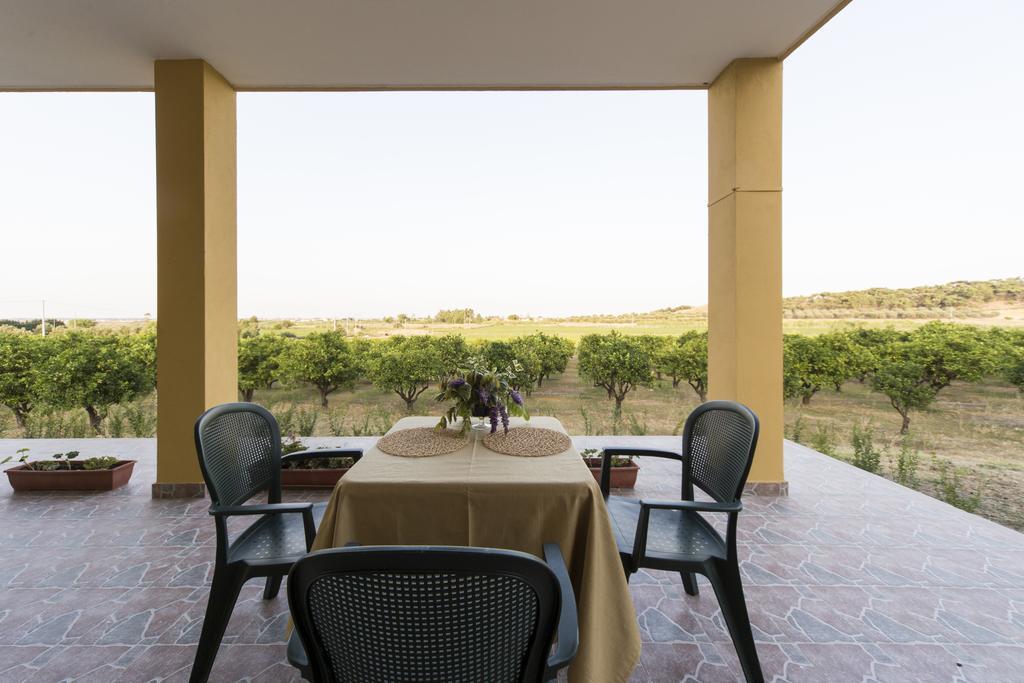 Agriturismo Il Giriatello Crotone Eksteriør billede
