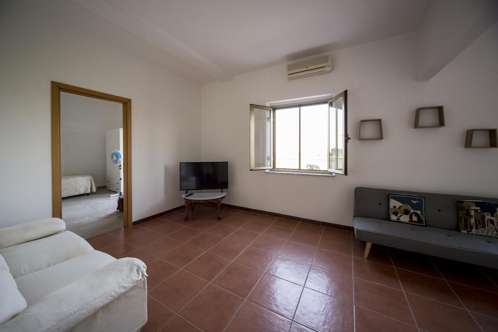 Agriturismo Il Giriatello Crotone Eksteriør billede